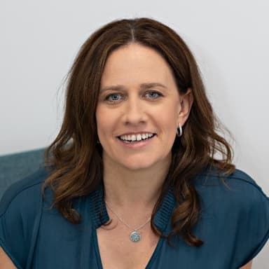 Bronwyn Vine