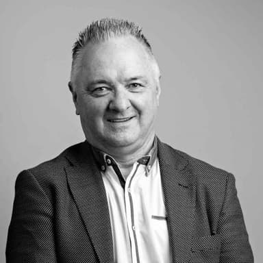 Peter Falconer