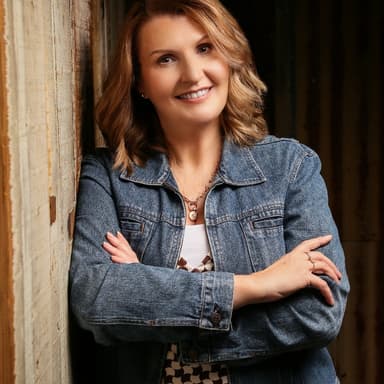 Julie Shedden