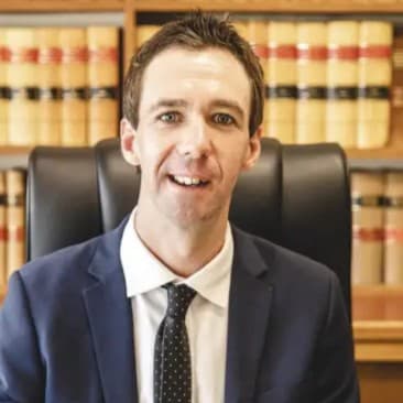 Mitchell Flakelar